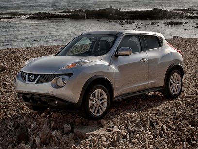 Used 2011 Nissan Juke SL w/ Chrome Pkg