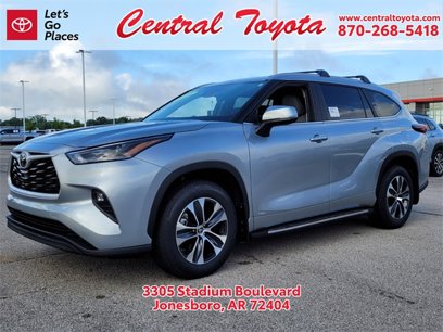 New 2025 Toyota Highlander XLE