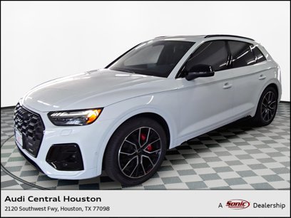 New 2025 Audi SQ5 Prestige
