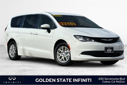 Used 2022 Chrysler Voyager LX