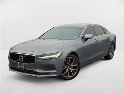 Used 2018 Volvo S90 T5 Momentum w/ Momentum Plus Package