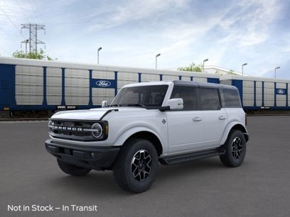 New 2025 Ford Bronco Outer Banks