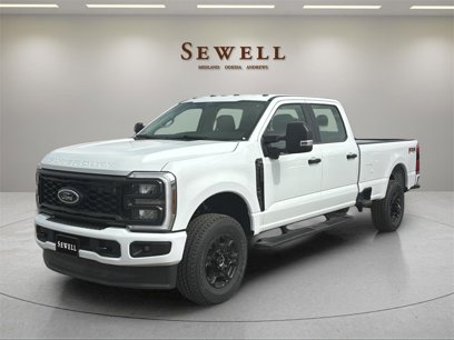 New 2025 Ford F250 Lariat w/ FX4 Off-Road Package