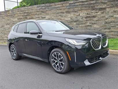 New 2025 BMW X3 xDrive30 w/ Premium Package