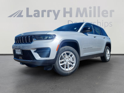 New 2025 Jeep Grand Cherokee Laredo X w/ Luxury Tech Group I