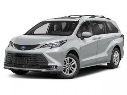 Certified 2023 Toyota Sienna XLE Woodland Edition