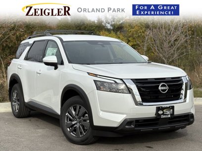Certified 2025 Nissan Pathfinder SV