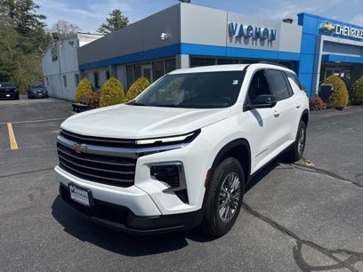 New 2025 Chevrolet Traverse LT