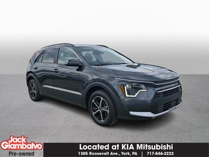Used 2025 Kia Niro EX