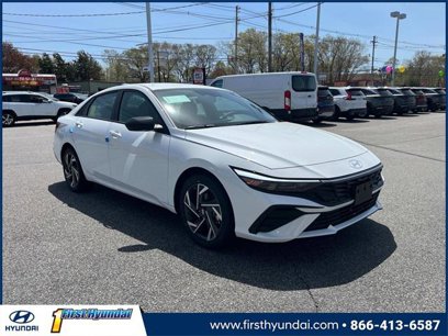 New 2025 Hyundai Elantra Sport