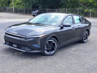 New 2025 Kia K4 EX