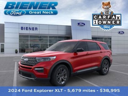 Used 2024 Ford Explorer XLT w/ Equipment Group 202A