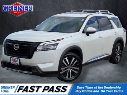 Used 2023 Nissan Pathfinder Platinum w/ Lighting Package (N92)