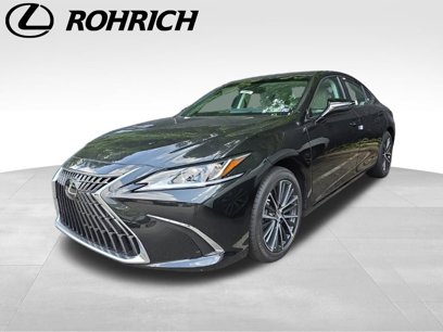 New 2025 Lexus ES 350 w/ Premium Package