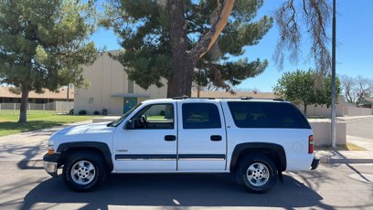 Used 2000 Chevrolet Suburban LS w/ LS Preferred Equipment Group