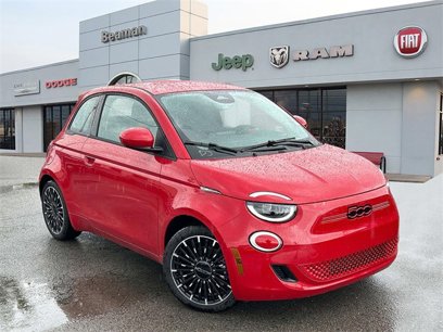 New 2024 FIAT 500 e (RED)
