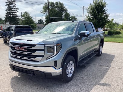 New 2026 GMC Sierra 1500 SLE w/ Preferred Package