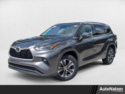 Used 2021 Toyota Highlander XLE