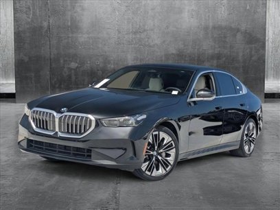 New 2024 BMW 530i xDrive w/ Premium Package