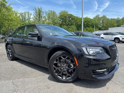 Used 2022 Chrysler 300 Touring L w/ Comfort Group