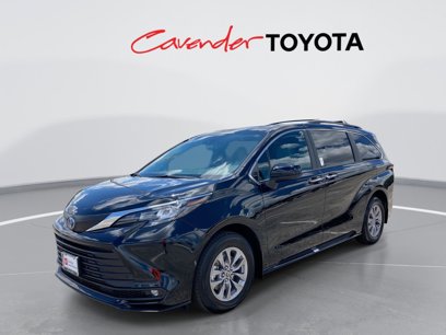Certified 2025 Toyota Sienna XLE