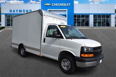 New 2025 Chevrolet Express 3500 w/ Power Convenience Package