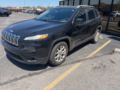 Used 2016 Jeep Cherokee Latitude w/ Comfort/Convenience Group