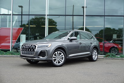 Certified 2025 Audi Q7 2.0T Premium w/ Convenience Package