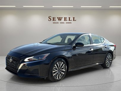 Used 2023 Nissan Altima 2.5 SV