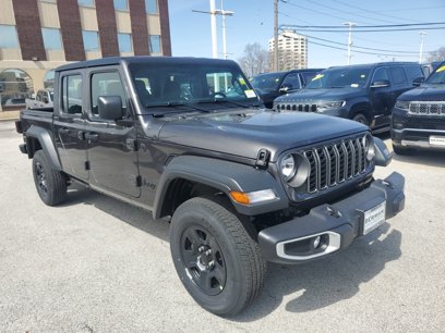 New 2025 Jeep Gladiator Sport