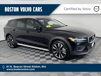 Certified 2023 Volvo V60 B5 Cross Country Ultimate