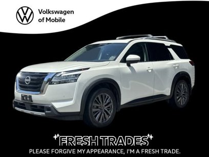 Used 2023 Nissan Pathfinder SL w/ SL Premium Package
