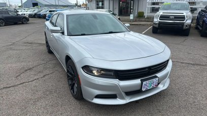 Used 2019 Dodge Charger SXT