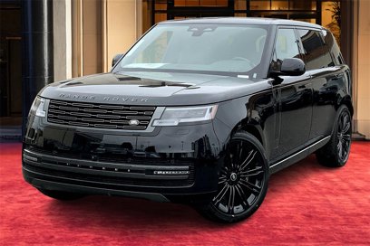 New 2025 Land Rover Range Rover SE