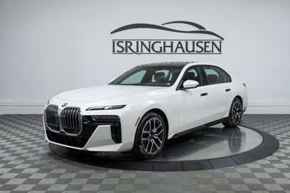 New 2025 BMW 740i xDrive