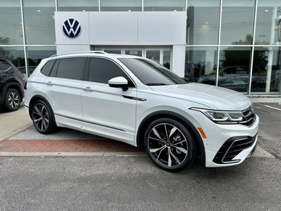 Used 2024 Volkswagen Tiguan SEL R-Line
