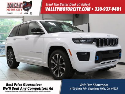 New 2023 Jeep Grand Cherokee Overland w/ Advanced Protech Group III