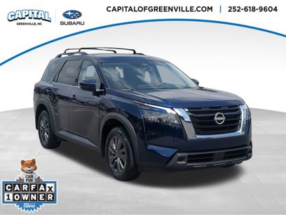 Used 2024 Nissan Pathfinder SV