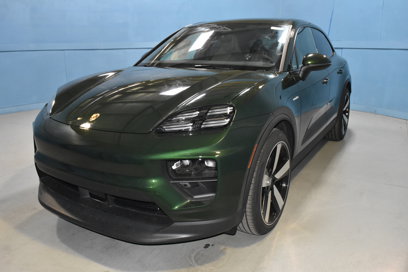 New 2025 Porsche Macan 4 Electric