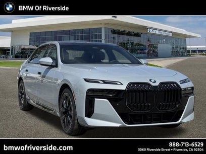 New 2025 BMW 740i w/ Premium Package