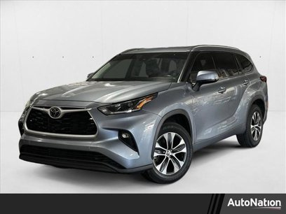Used 2021 Toyota Highlander XLE