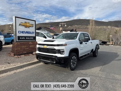 New 2025 Chevrolet Silverado 2500 Custom w/ Custom Value Package