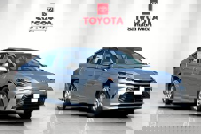 New 2025 Toyota Camry LE