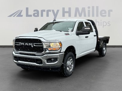 New 2024 RAM 2500 Tradesman w/ Chrome Appearance Group