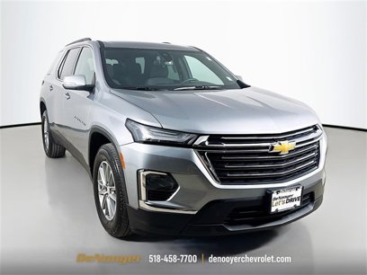 Used 2023 Chevrolet Traverse LT