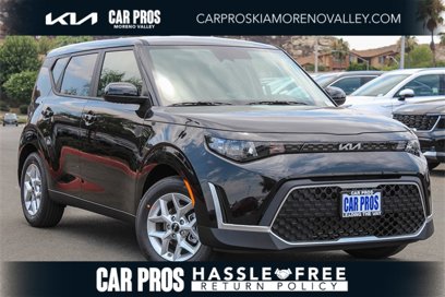 New 2025 Kia Soul LX
