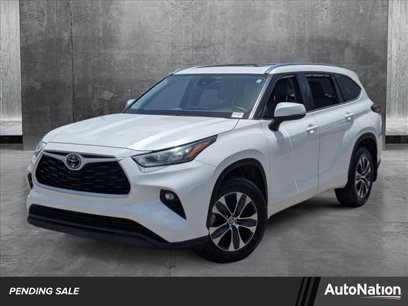 Certified 2021 Toyota Highlander XLE