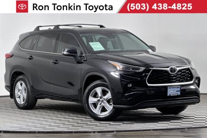 Certified 2022 Toyota Highlander LE