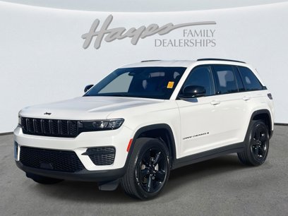 Used 2023 Jeep Grand Cherokee Altitude