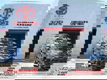 Certified 2023 Toyota Sienna XLE